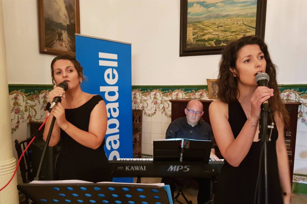 blake-wisz-q3o_8MteFM0-unsplash